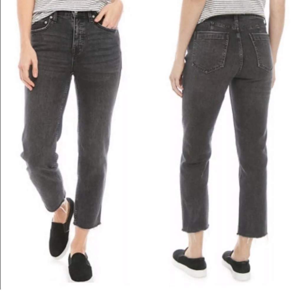 Free People Straight Leg Raw Hem crop jeans Sz 30